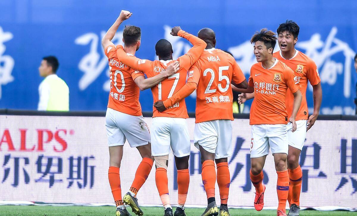 建业坚守稳定状态，直冲中锋新高层